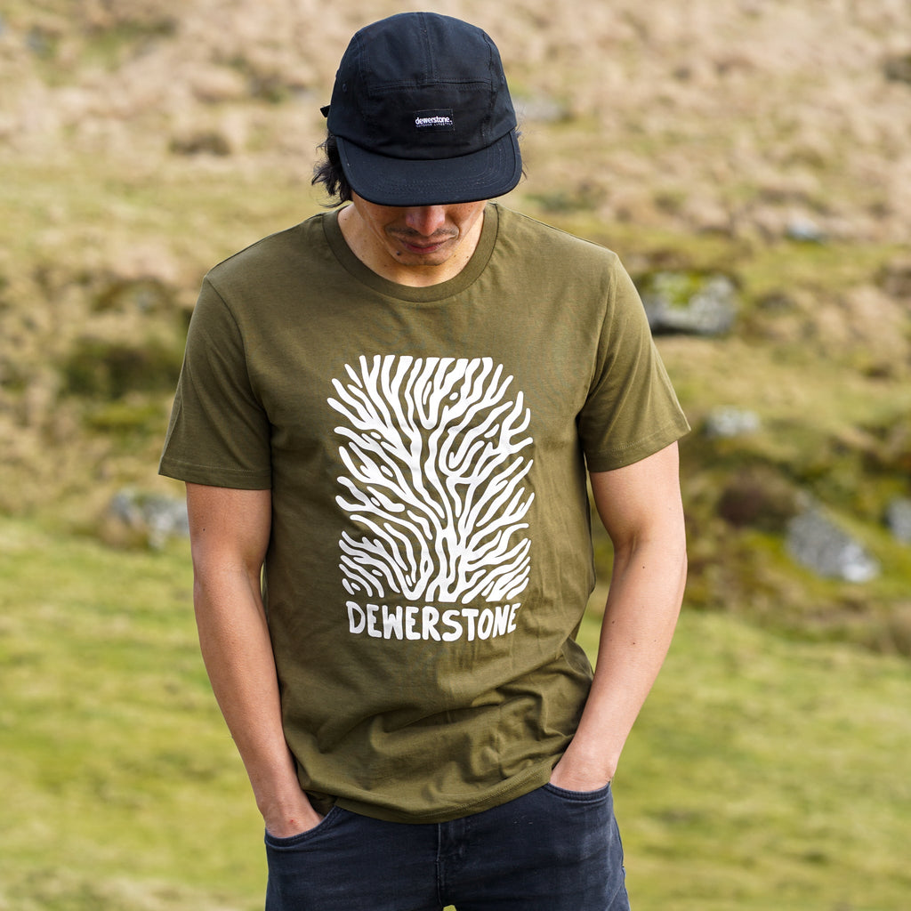 sustainable tee - ethical mens clothing - green top for men