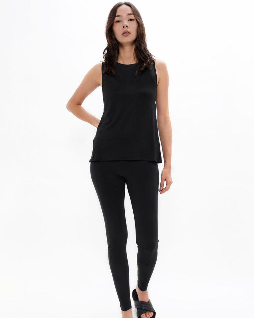 Black Sand Sports Tank Top - Sustainable Luxury Activewear from 1 Poeple Luxury Scandinavian Brand for The positive Company 