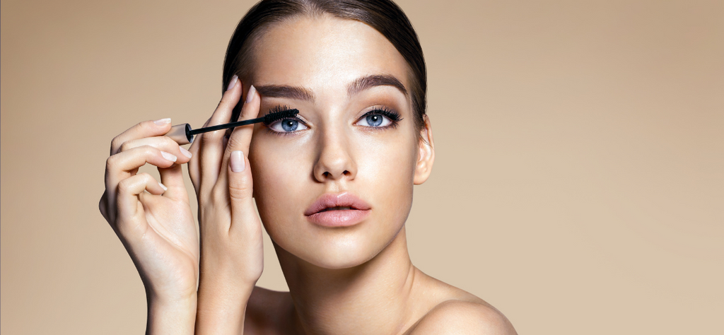 CBD Mascara: The Future of Eyelashes?
