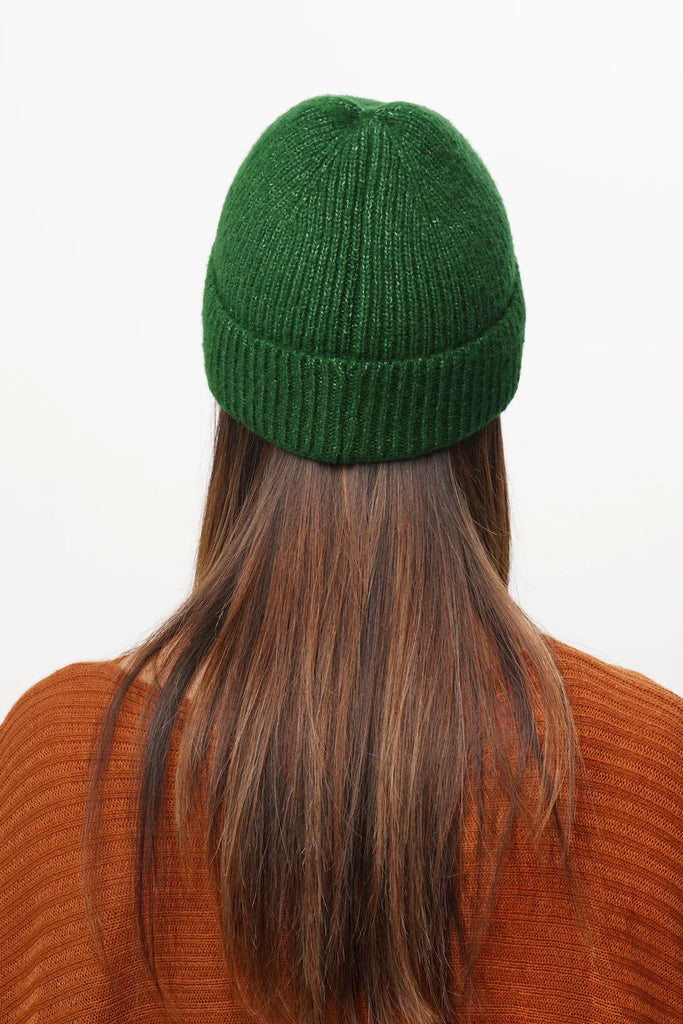 green vegan hat - vegan accessories 