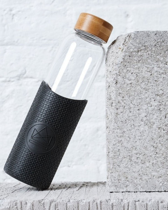 Reusable Glass Bottle — Black | Zero‑Waste Kitchen, Leak‑Proof, BPA‑Free