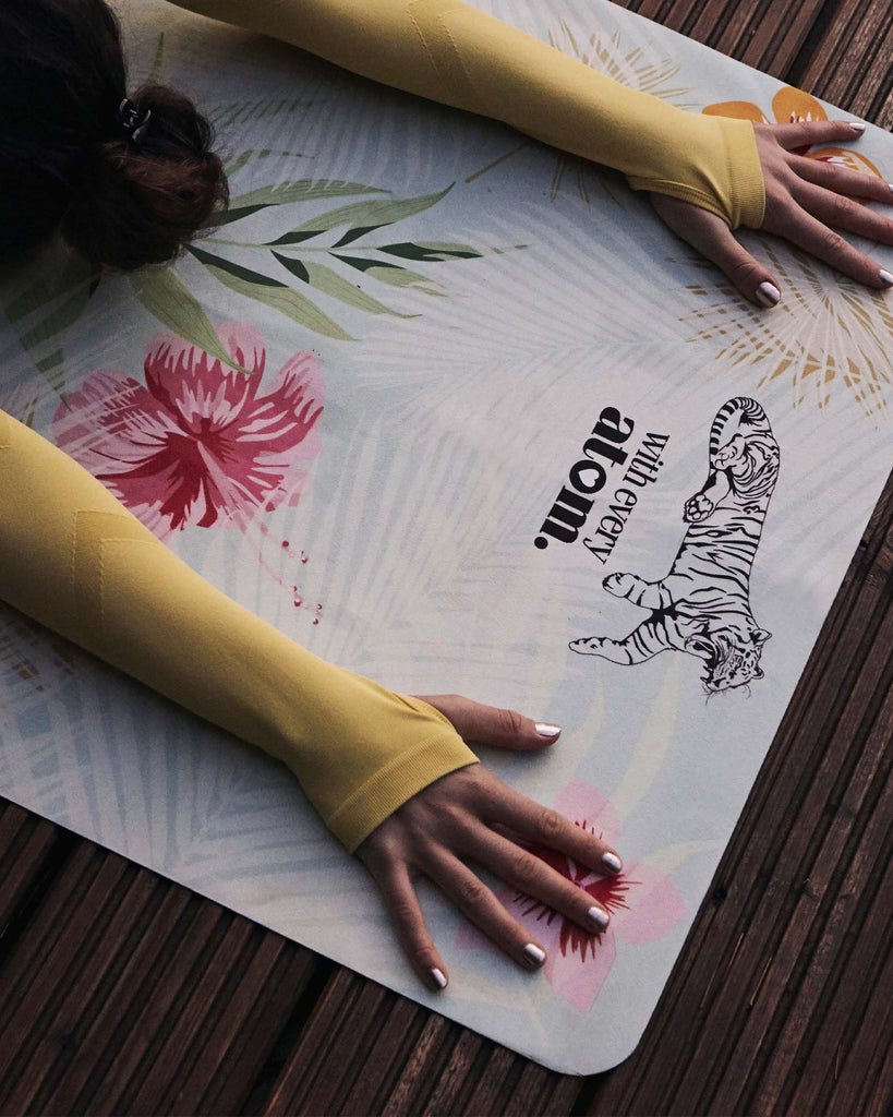 Flower print yoga mat