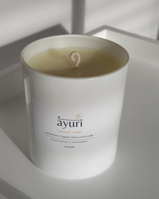 namaste नमस्ते (sandalwood and pink grapefruit)