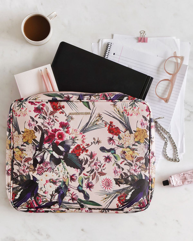 Vegan leather laptop case - best vegan gifts for her - pink flowers print laptop case - joana fulana